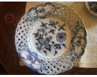 blue and white floral design on a fruit plate